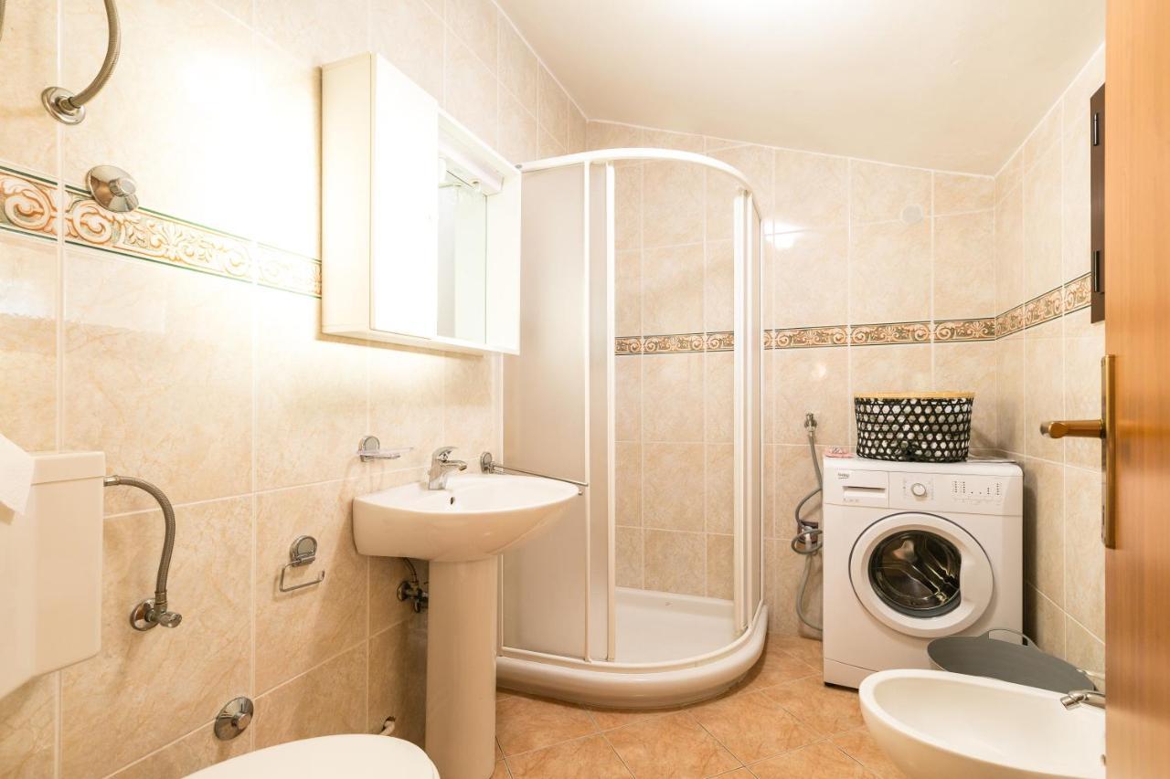 Apartmani Gilda Vrsar Extérieur photo