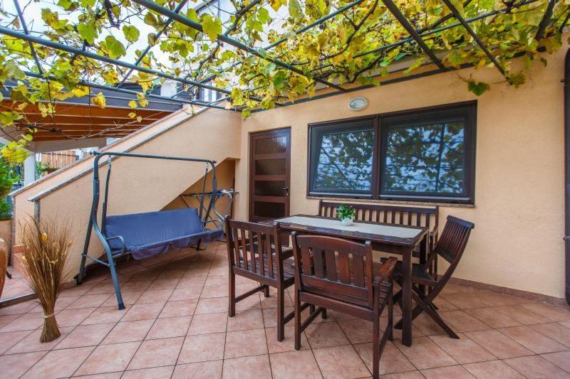 Apartmani Gilda Vrsar Extérieur photo